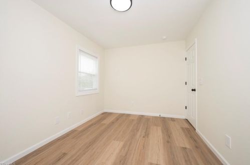 2601 Daye Dr, Greensboro NC  27406-6205 exterior