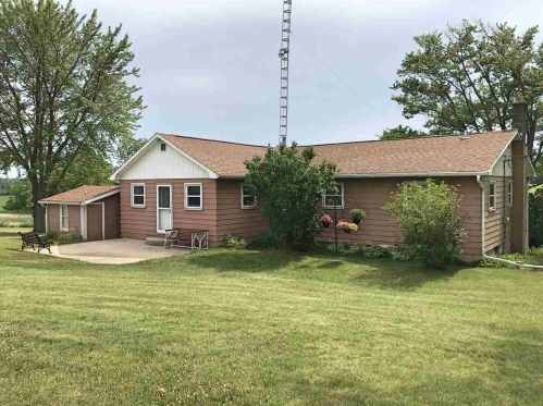 476 Albion Rd, Edgerton, WI 53534-9376