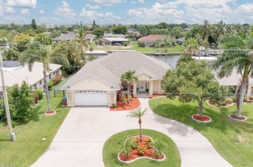 1458 16th Ter, Cape Coral, FL 33909-5313