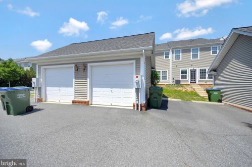 7138 Azalea Dr, Ruther Glen VA  22546-5803 exterior