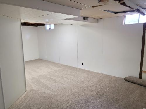 52075 Del Rue Dr, Elkhart IN  46514-9396 exterior