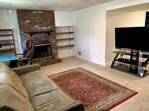 12 Burning Tree Rd, Natick MA  01760-3245 exterior