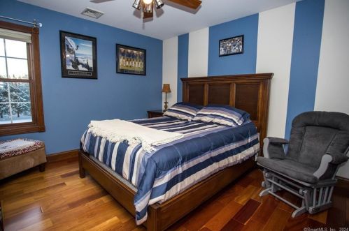 2 Deepwood Dr, Norwich CT  06360-1608 exterior