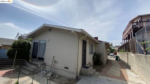 2768 78th Ave, Oakland CA  94605-3302 exterior