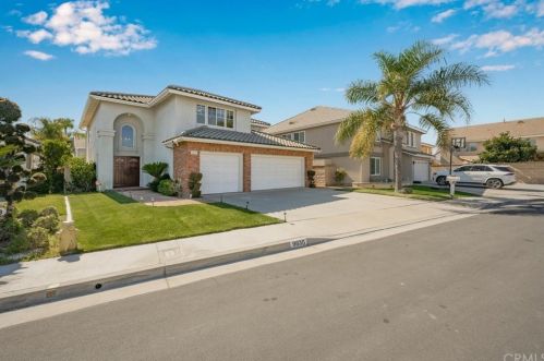 9835 Carrara Cir, Cypress, CA 90630-6820