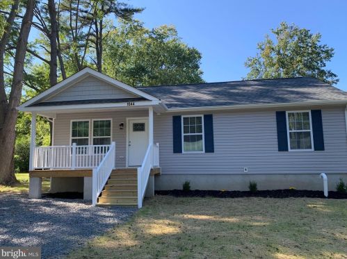 160 Erica Dr, Montross, VA 22520-4146