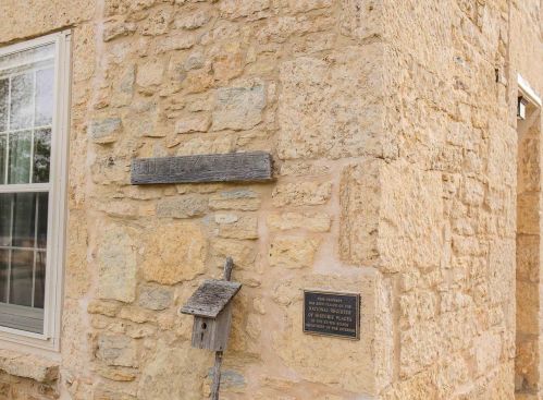 914 Bequette St, Dodgeville WI  53533-1112 exterior