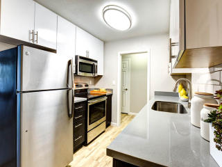 333 Escuela Ave, Mountain View CA  94040-1830 exterior