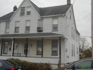 970 Wilbur Ave, Delaware Park, NJ 08865-3441