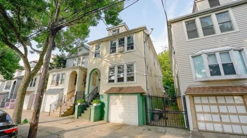 1116 Underhill Ave, Bronx, NY 10472-4804