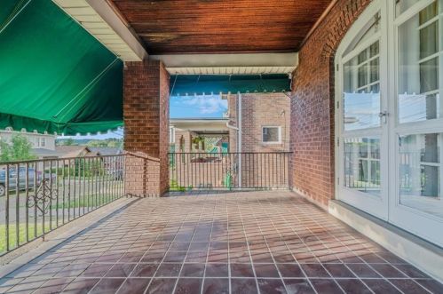 1835 Wittmer St, Pittsburgh PA 15212-1631 exterior