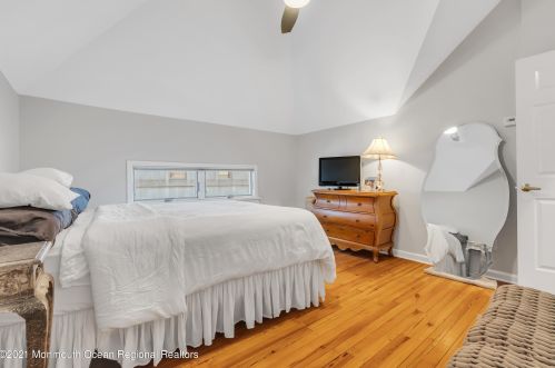 119 Pearl St, Tinton Falls NJ  07701-1522 exterior