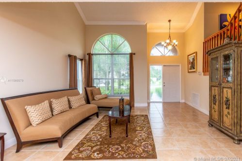 581 178th Way, Hollywood, FL 33029-4105