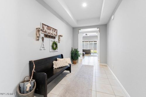 672 Welsh Black Trl, San Tan Valley, AZ 85143-5581
