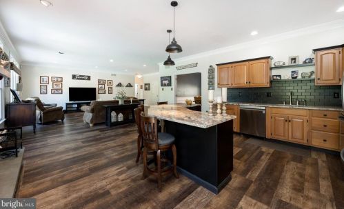 2975 Burton Dr, Gilbertsville PA  19525-9694 exterior