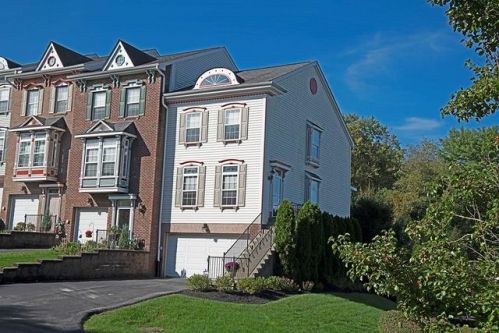 401 Beech St, Gibsonia, PA 15044-9367