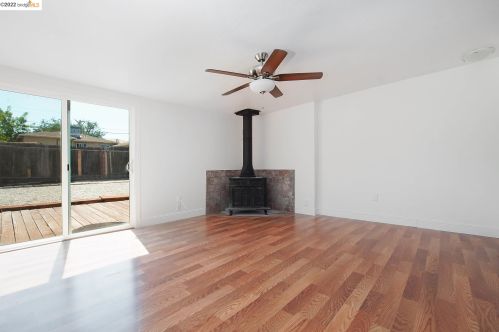 49 Manville Ave, West Pittsburg CA  94565-5843 exterior