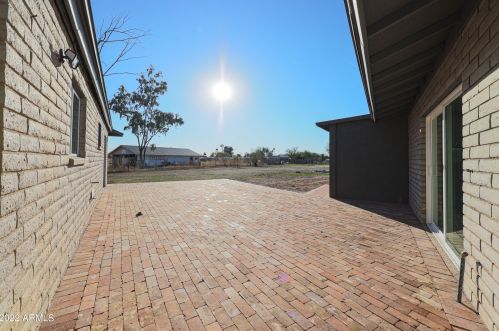 1912 200 Ave, Buckeye AZ 85326-9014 exterior