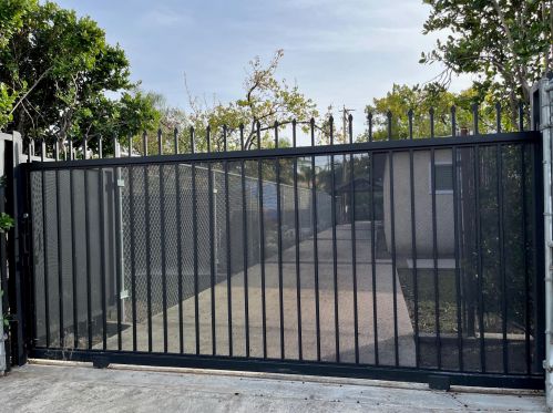 1649 Porter St, San Bernardino CA  92407-6741 exterior