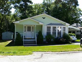 14 5 Elms Cir, Coventry RI  02816-6901 exterior