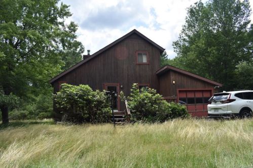 551 Church Rd, Mountaindale, NY 12763-5136