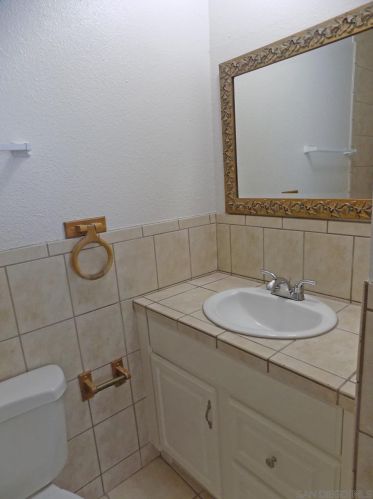 1522 Meade Ave, San Diego CA 92116-4626 exterior