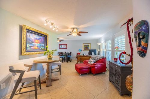 6100 Green Blvd, Naples FL  34116-4824 exterior