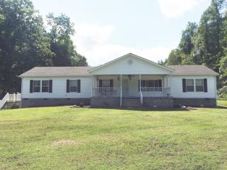 111 Salyer Br, Sitka, KY 41255-9336