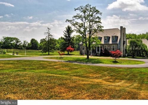 327 Geigel Hill Rd, Upper Black Eddy, PA 18972-9505