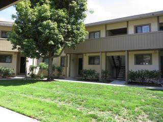 1033 Abbott Ave, Milpitas CA  95035-2924 exterior