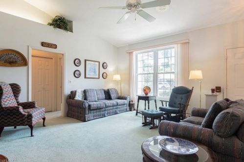 1921 Piccadilly Circus, Naples FL 34112-3688 exterior