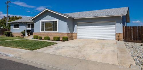 1347 Stephens Ave, Newman, CA 95360-1134