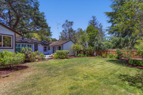 472 Deodara Dr, Los Altos CA 94024-7054 exterior