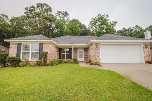 2121 Liberty Dr, Mobile, AL 36608-9137