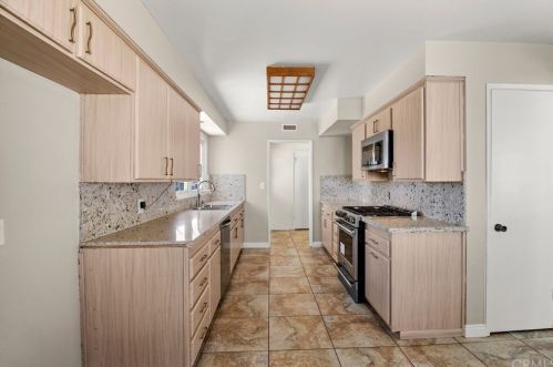 271 Capella Ave, La Habra CA  90631-2910 exterior