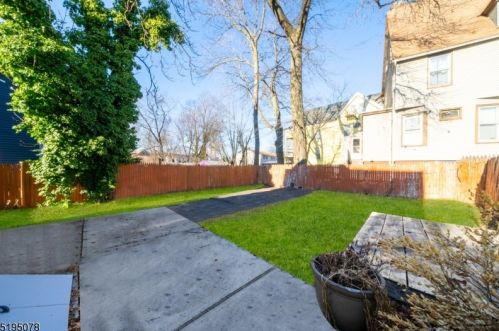 236 William St, East Orange NJ  07017-4324 exterior