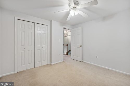 11831 Parliament Dr, Woodbridge VA  22192-1006 exterior