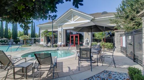 2393 Shadow Berry Dr, Manteca CA  95336-5131 exterior