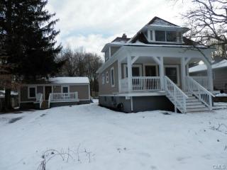 65 Monroe St, Stratford, CT 06614-4035