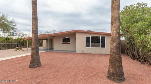 2833 Walnut Ave, Tucson, AZ 85712-1511