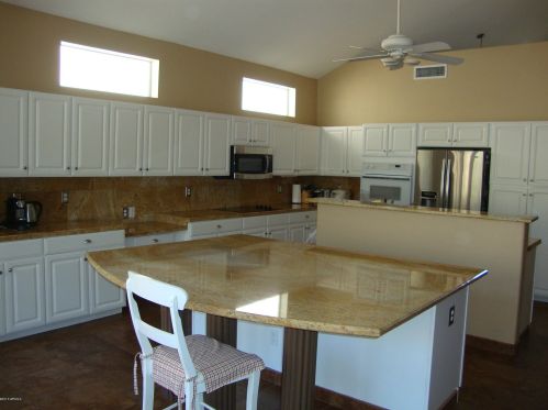 15848 8th St, Phoenix AZ  85022-3102 exterior