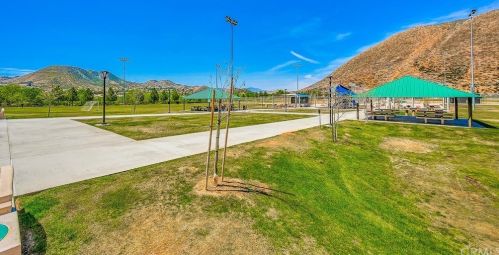 34121 Camelina St, Lake Elsinore CA  92532-2958 exterior