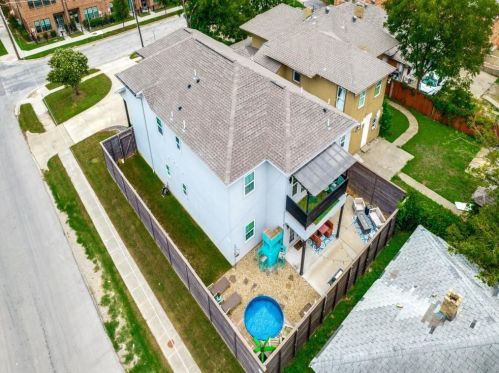 629 Elsbeth St, Dallas TX 75208-4226 exterior