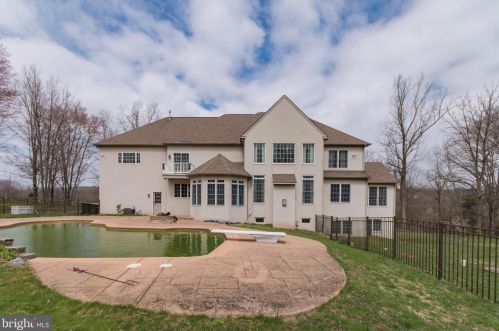 2627 Valley Rd, Jamison PA  18929-1007 exterior
