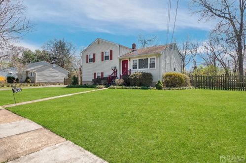 300 Fred Allen Dr, South Plainfield, NJ 07080-2800