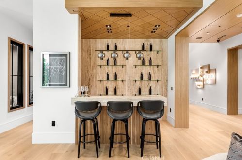 4508 Haskell Ave, Van Nuys CA  91436-3148 exterior