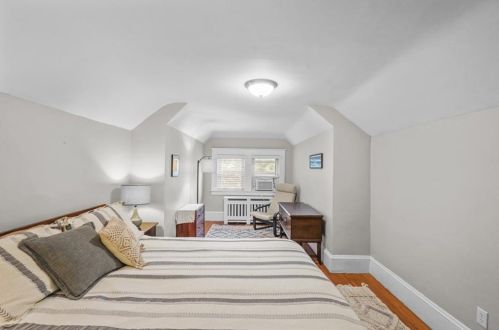 290 River Ave, Providence RI  02908-4217 exterior
