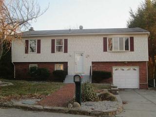53 Vallette St, Cranston RI  02920-6221 exterior