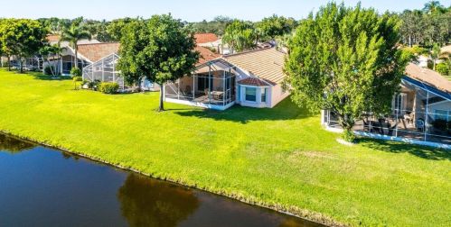 5082 Glenville Dr, Boynton Beach, FL 33437-1674