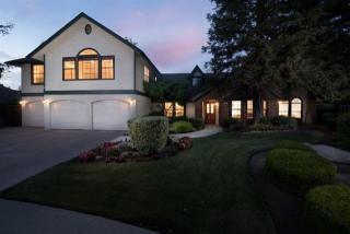 890 Portland Ave, Fresno, CA 93720-2132